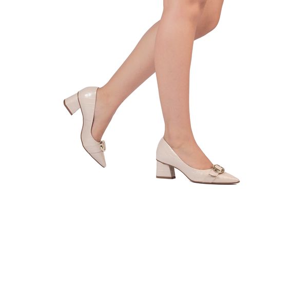 Scarpin Tradicional Bebecê com Maxi Fivela e Salto Bloco B+